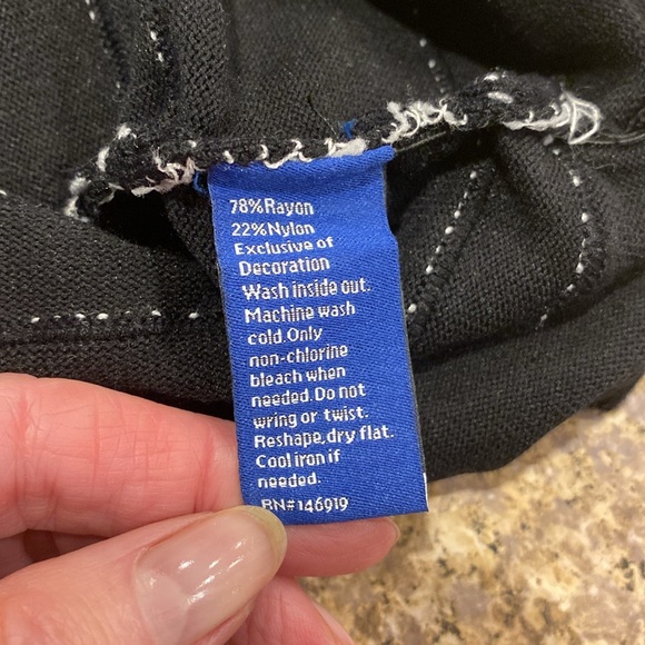 NWT Apt. 9 Petite Small Sweater Rushed Side Pullover Short Sleeve Black & White - Picture 13 of 16